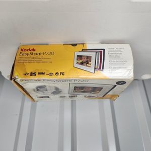 Kodak EasyShare P720 7" Digital Picture Frame All Inserts No Charger Micro W/ SD